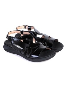 Dámské sandále z lakované kůže Wonders C-5622 černá