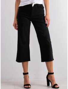 Basic Čierne capri rozšírené trojštvrťové džínsy