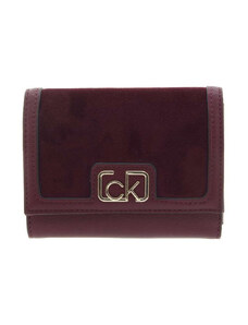 Calvin Klein vínová sametová peněženka VELVET TRIFOLD WALLET