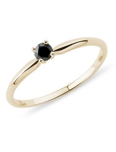 Zásnubný prsteň zo žltého zlata s čiernym diamantom KLENOTA K0300053