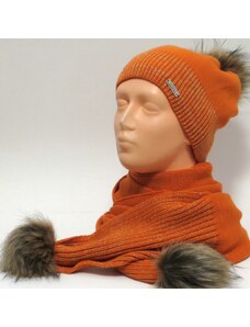 Dámsky set zateplená čiapka a šál s brmbolcami- oranžový