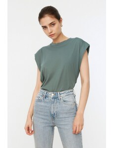 Trendyol Collection Zelené základné pletené tričko zo 100 % bavlny bez rukávov