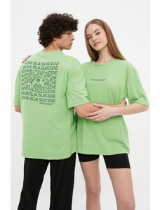 Trendyol Collection Zelené unisexové uvoľnené/pohodlné tričko s krátkym rukávom s potlačou textu zo 100 % bavlny
