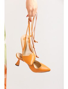 en7 Oranžové dámske topánky na podpätku 4045