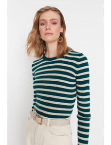 Trendyol Collection Zelený základný pruhovaný sveter