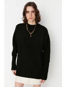 Trendyol Black Wide Fit mäkký textúrovaný základný pletený sveter