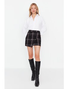 Trendyol Collection Čierna károvaná dvojradová mini tkaná sukňa