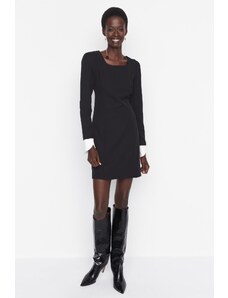 Trendyol Collection Čierne tkané šaty
