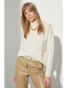 Trendyol Collection Ecru vlnený sveter s rolákom