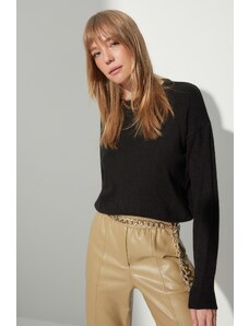 Trendyol Collection Čierny úpletový sveter s výstrihom z bavlny