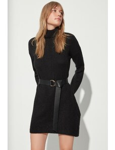 Trendyol Collection Čierne vlnené rolákové úpletové šaty