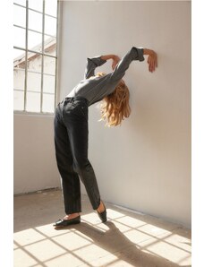Trendyol Collection Čierne viac udržateľné džínsy Bootcut s vysokým pásom