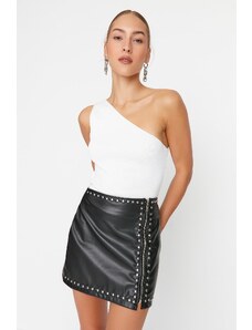 Trendyol Collection Čierna mini A-Line tkaná sukňa z umelej kože Trock