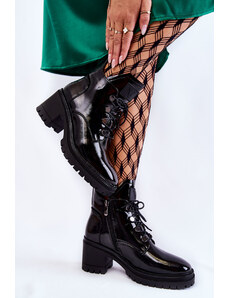 Kesi Lacquered warm lace-up shoes Black Ragnhild