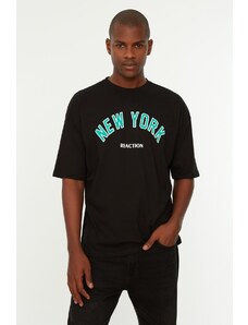 Trendyol Black pánske oversized fit crew tričko s krátkym rukávom s potlačou
