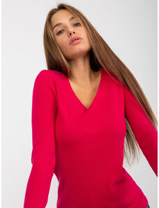 Fashionhunters Klasický sveter s koralovým hladkým výstrihom