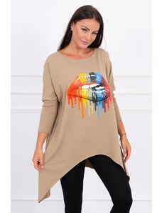 Kesi Oversize blouse with rainbow camel print