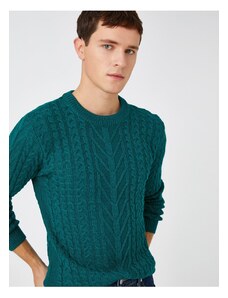 Koton Basic pletený sveter s pleteným výstrihom posádky.