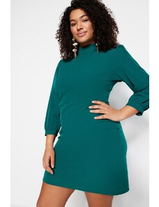 Trendyol Curve Smaragdovo zelené A-line mini tkané šaty