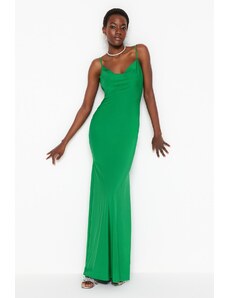 Trendyol Collection Svetlozelené dlhé večerné šaty na telo