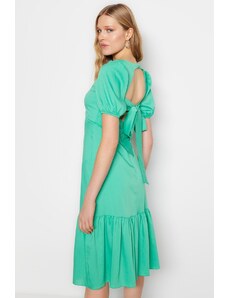 Trendyol zelený tkaný detail chrbta midi tkané šaty