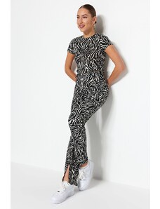 Trendyol Black Zebra Print Slit detailne vysoký pás Straigth Pletené nohavice
