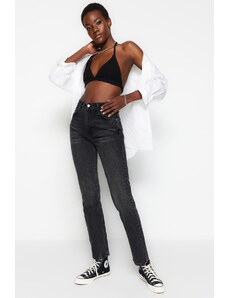 Trendyol Čierne rovné džínsy s vysokým pásom
