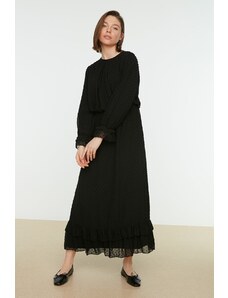 Trendyol Modest Čierne tkané šaty so štruktúrou v páse s volánom a podšívkou