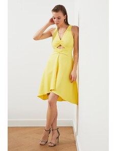 Trendyolové šaty - žlté - párty