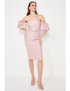 Trendyol Collection Ružové elegantné večerné šaty s podšívkou a textúrou s vlastným vzorom