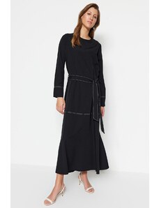 Trendyol Modest Detailné tkané šaty so širokou manžetou s čiernym pásom