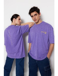 Trendyol Collection Lilac Oversize/široký strih starožitný/bledý text s potlačou Tričko zo 100 % bavlny