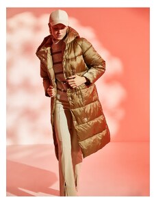 Nafukovací dlhý kabát Koton s extra teplou kapucňou s fleecovou podšívkou.