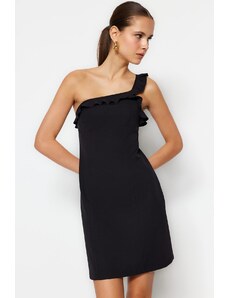 Trendyol Čierne vypasované mini tkané volánové detailné šaty