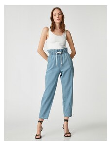 Koton Jeans s elastickým pásom majú uvoľnený strih - Baggy Jeans.