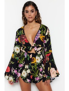 Trendyol Collection Súprava blúzkových šortiek s tkanými prúžkami s kvetinovou potlačou