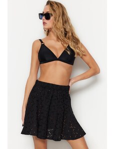 Trendyol Collection Čierna mini tkaná volánová sukňa