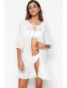 Trendyol biela mini väzba vyšívané plážové šaty