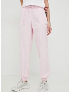 Bavlnené nohavice adidas dámske, ružová farba, s nášivkou