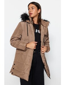 Trendyol norka oversized kožušinová kapucňa nepremokavá parka prešívaná páperová bunda