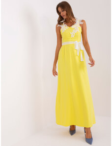 BASIC Žlté večerné šaty s pásikom LK-SK-506640.05P-yellow