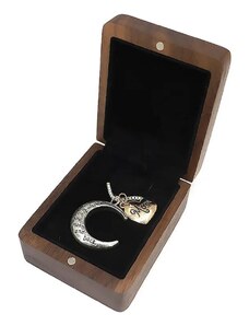 OLIVIE Drevená krabička na náhrdelník ORECH 7536