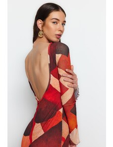 Trendyol Viacfarebné špeciálne textúrované maxi šaty s potlačou, vybavené detailom chrbta, flexibilné pletené šaty
