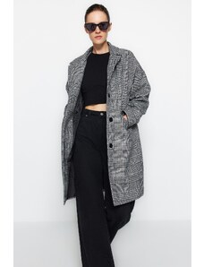 Trendyol Black oversize široký strih kockovaný dlhý razený kabát