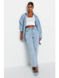 Trendyol Collection Svetlomodré predné zapínacie džínsy s vysokým pásom Mom Jeans