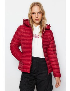 Trendyol Claret Red vodoodpudivý nafukovací kabát so skladacou taškou detailne