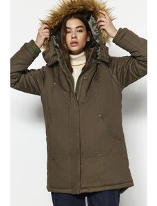 Trendyol Collection Kabát parka s kapucňou a kapucňou v khaki kožušine