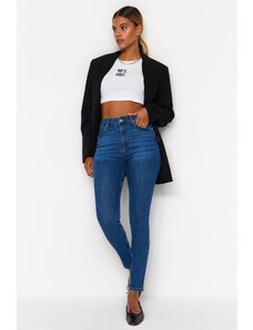 Trendyol Collection Tmavomodré džínsy Skinny s normálnym pásom