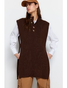 Trendyol Modest Hnedý pletený sveter s polovičným zapínaním a detailom bočného prúžku
