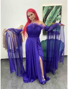 PrestigeShop Elegantné turecké šaty s dlhými padavými rukávmi a ozdobnými pierkami - fialové